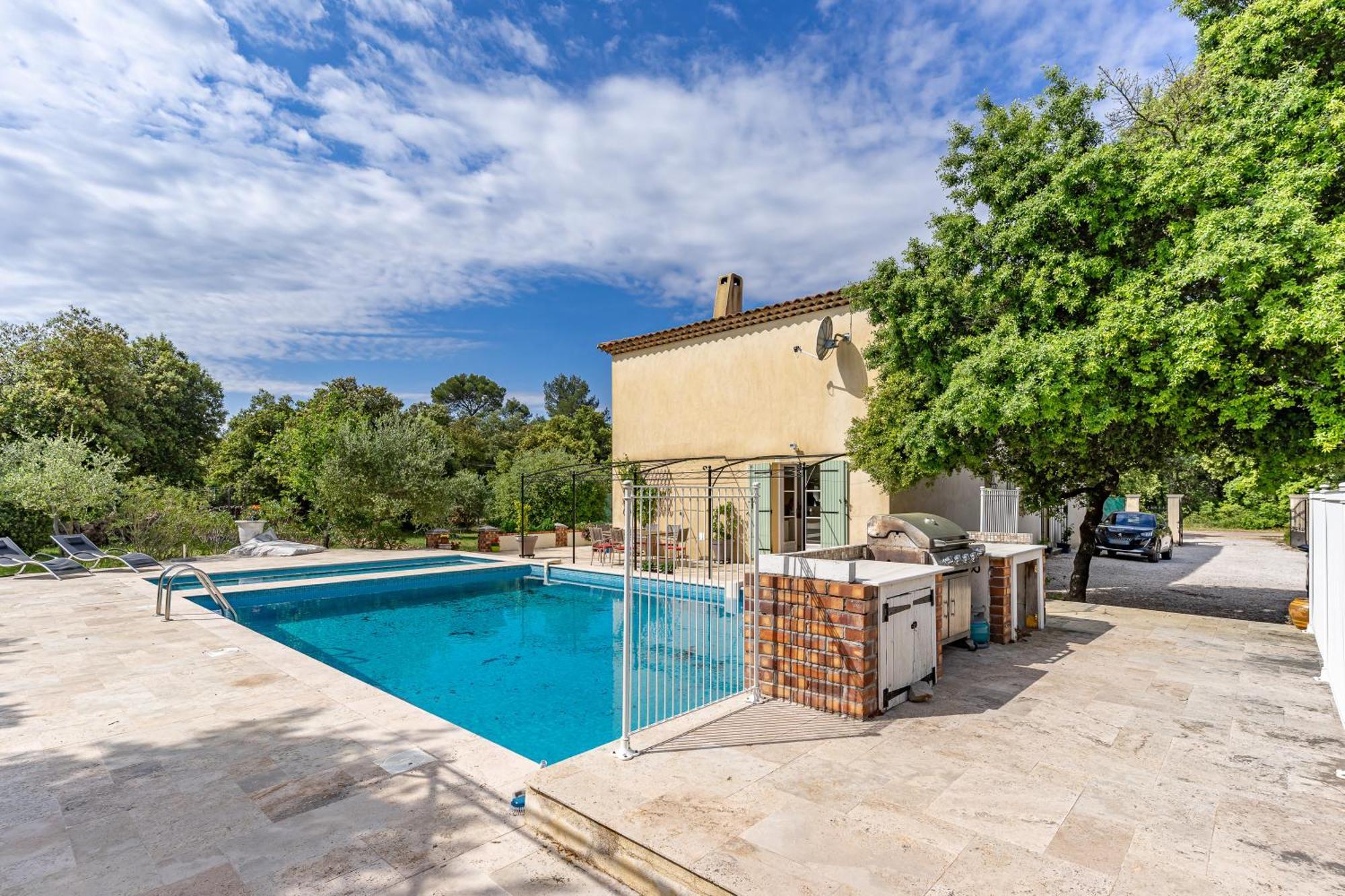 Le Manoir De Flassans Dış mekan fotoğraf